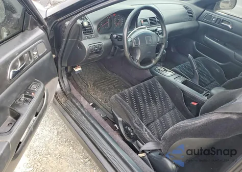 2001 Honda Prelude z USA, uszkodzony, nr VIN JHMBB624X1C003654